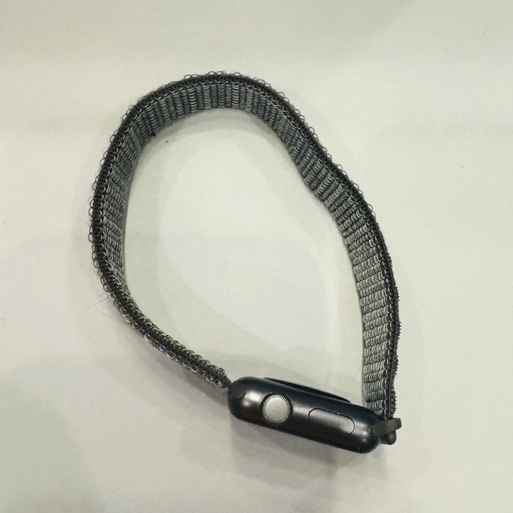 Apple Watch Series 1 38mm Space Gray Aluminum Locked For Parts